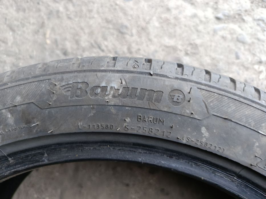 Летни гуми .-16цола-195/45-1бр.-70лв."BARUM"
