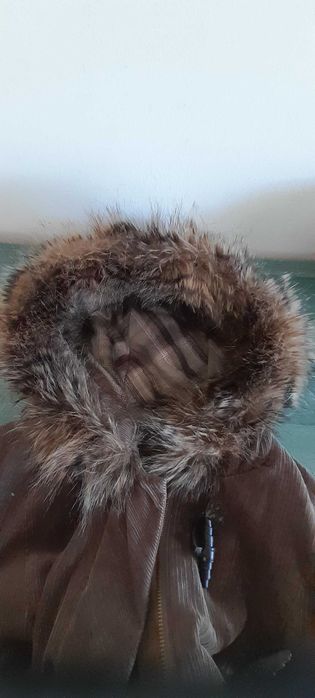 Haina groasa cu gluga „ Per una”, de dama, din material raiat