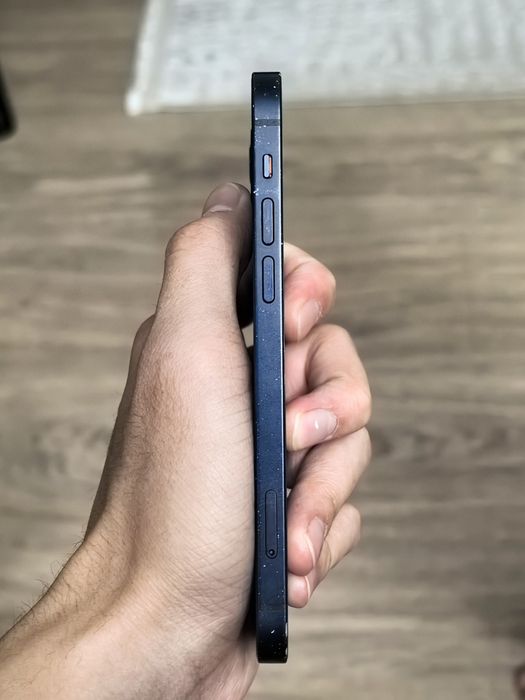 Продам IPhone 12 128гб