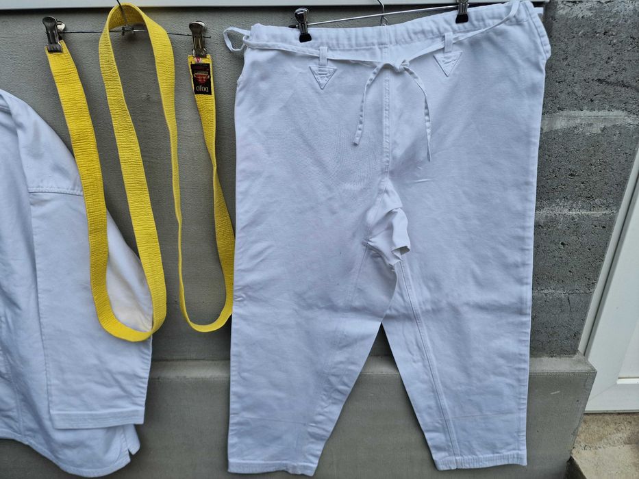 *KIMONO KARATE TIGER CLAW KATA | 175 cm | centura galben