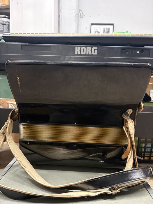 Acordeon acordeoane Hohner Concerto 2 cu 72 de basi