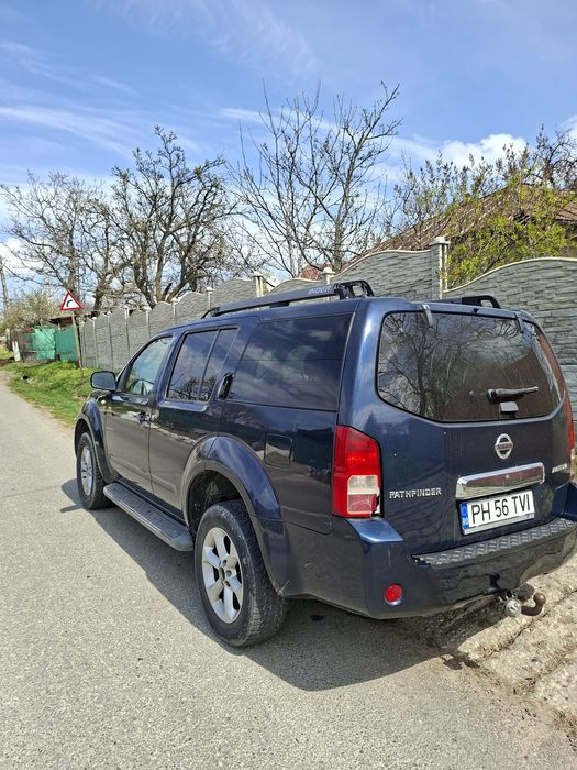 Nissan pathfinder