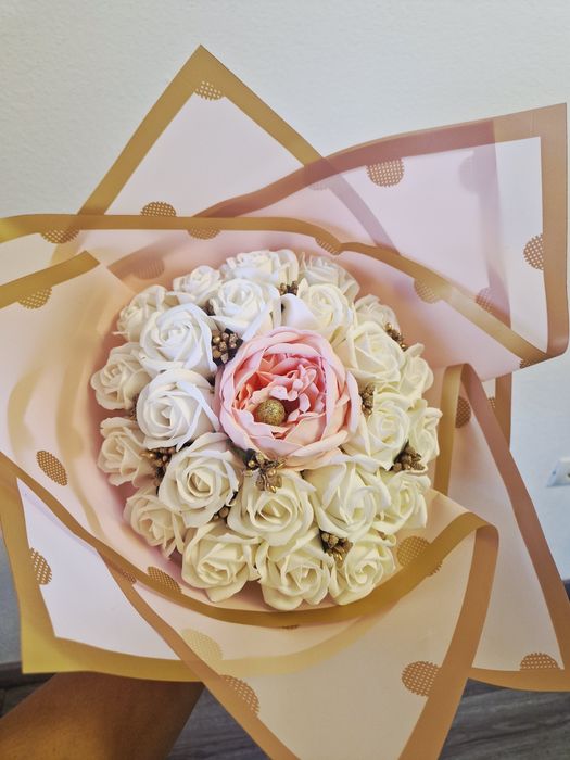 Buchete trandafiri sapun