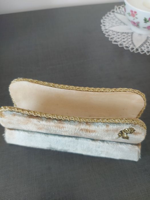 Suport ochelari și coș cosmetica Vitange