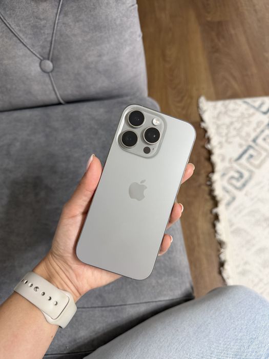Iphone 16 pro продам