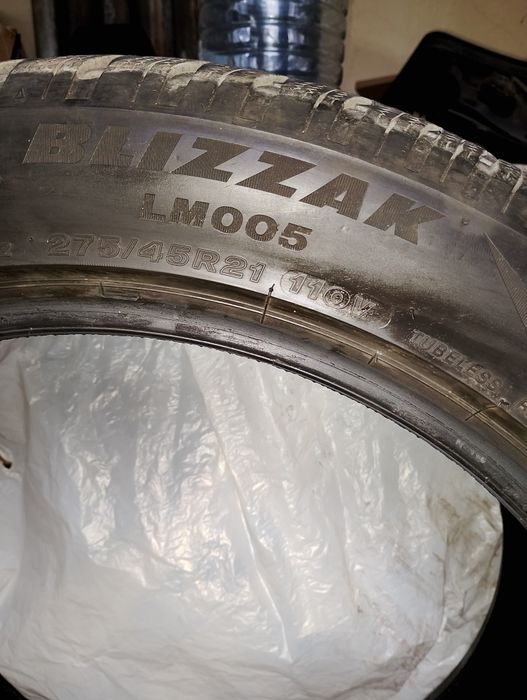 4 броя зимни гуми BRIDGESTONE 275/45 R21