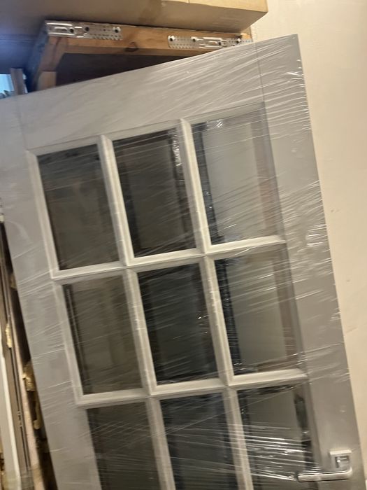 Двери межкомнатные б/у