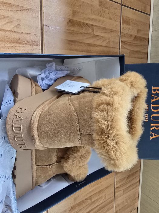 UGG Badura din piele