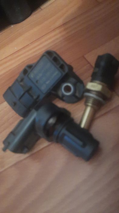 Продам авто запчасти