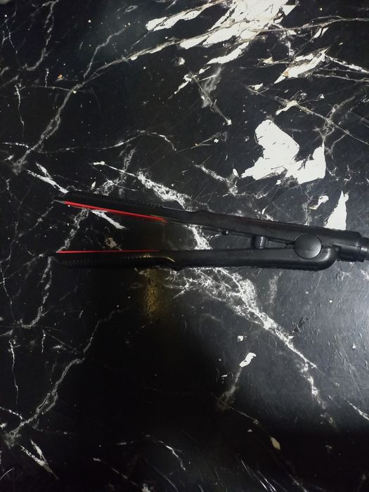 Утюжок для волос