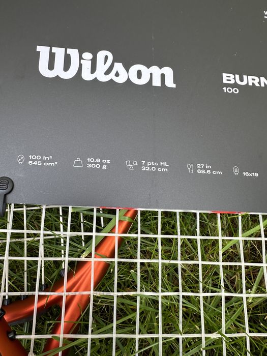 Racheta Wilson Burn,280g si 300g,cap 100.Noi!!