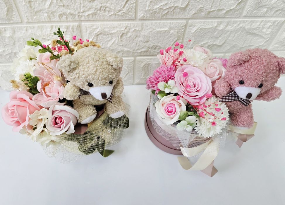 Сапунени рози и цветя в кутия или торбичка