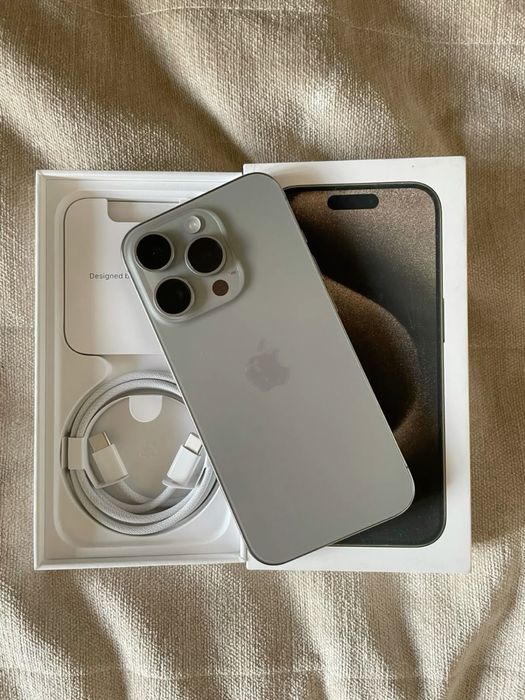 iphone 15pro 256 Sotiladi holati idealniy.