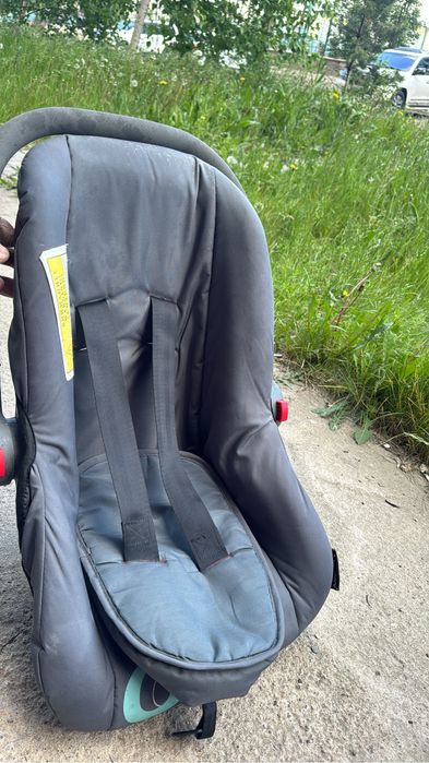 Продам кресло детское автомобильное