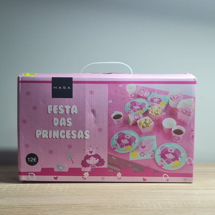 Комплект за парти на тема "Принцеси" + ПОДАРЪК