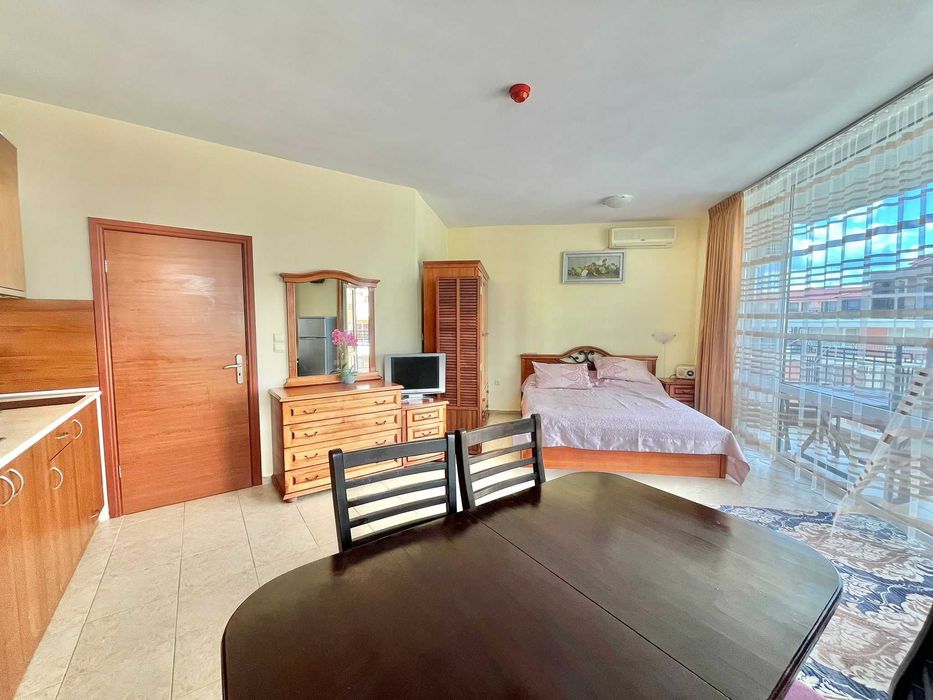 Просторно студио в Слънчев бряг!