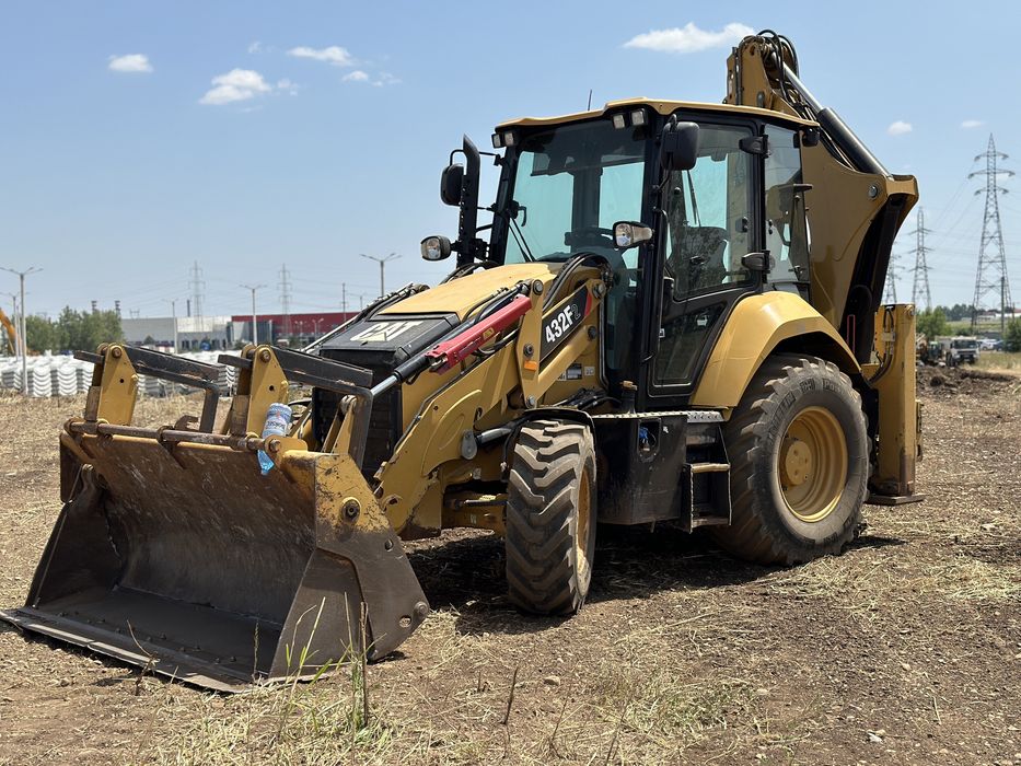 De Inchiriat Buldoexcavator
