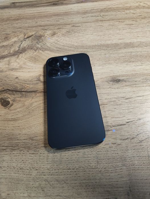 Продам iphone 15 pro 128gb