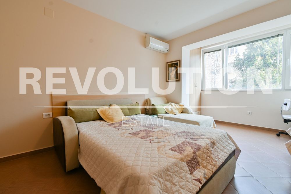 Дава се под наем Тристаен апартамент в София, Лозенец - 100 кв.м за 1000 € - Снимка #6