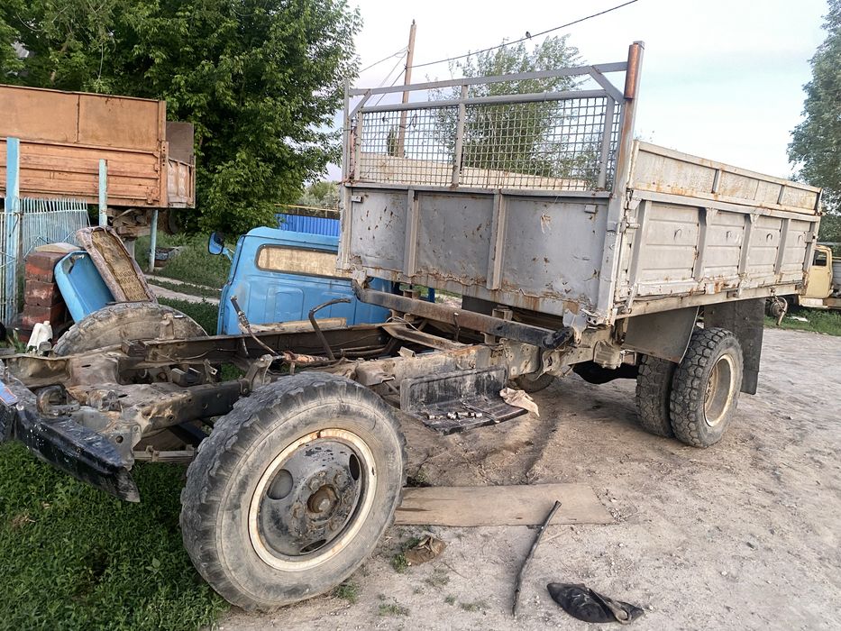 Продам газик 53 на запчасти