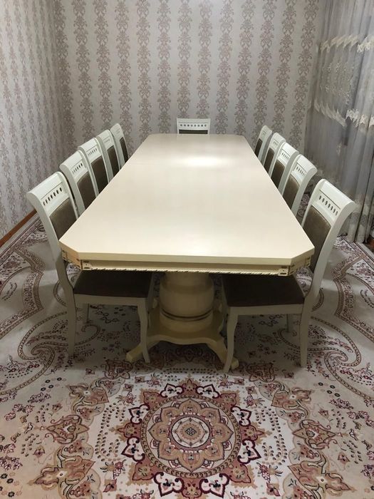 Продам стол со стульями