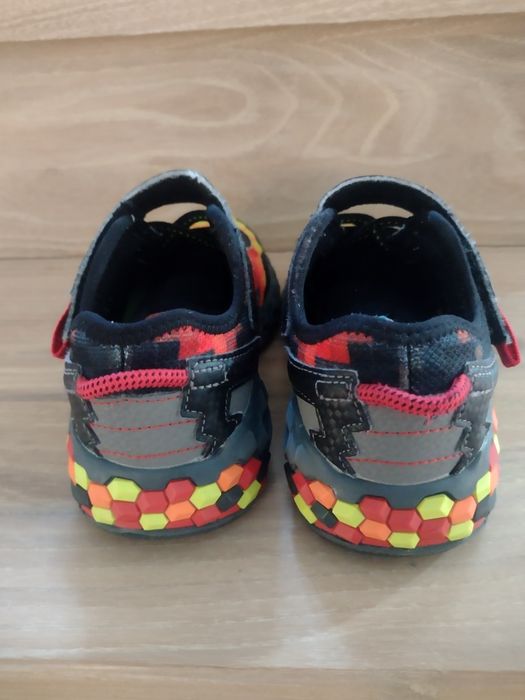 Skechers baieti 28,5