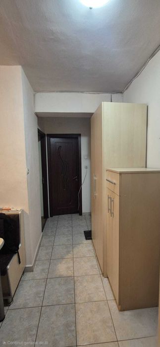 Închiriez apartament 2 camere lângă Piața Rogerius