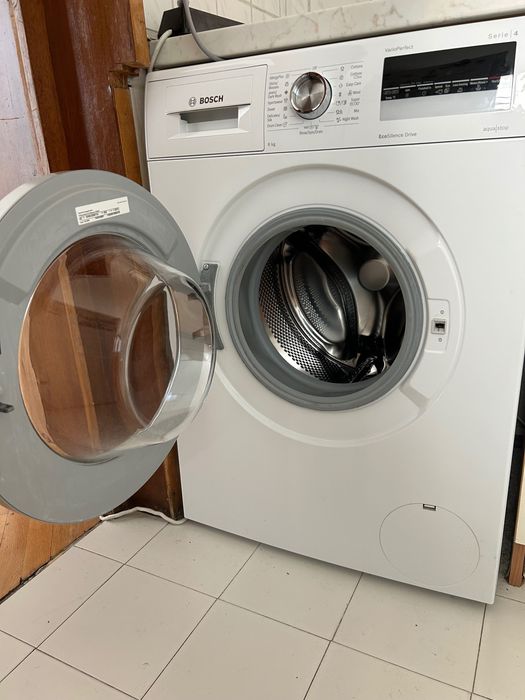 Продавам пералня Bosch Exclusive в отлично състояние. Цена 280€.