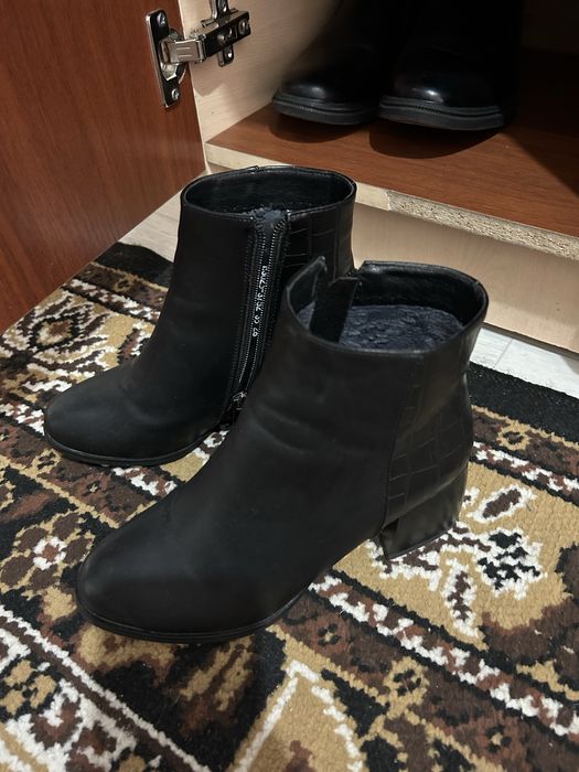 Черный демисезонная