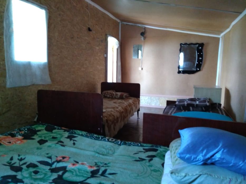 Участок с домиками на Бухтарме