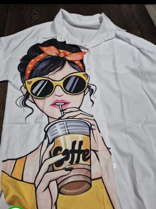 Риза с принт.   .