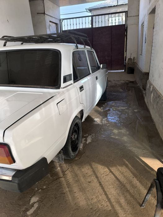 2107 -ваз сотилади