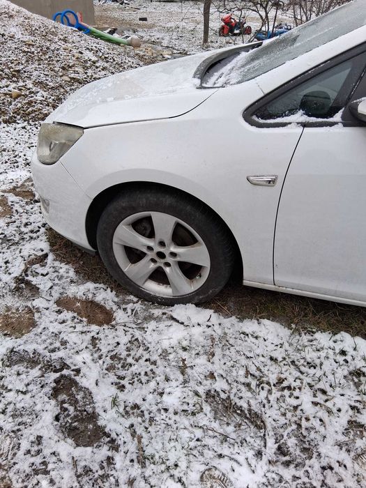 Opel Astra J Hatchback 2.0 CDTI A20dth