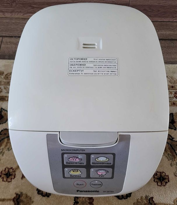 Мультиварка Panasonic  SR-DF 101 WTQ