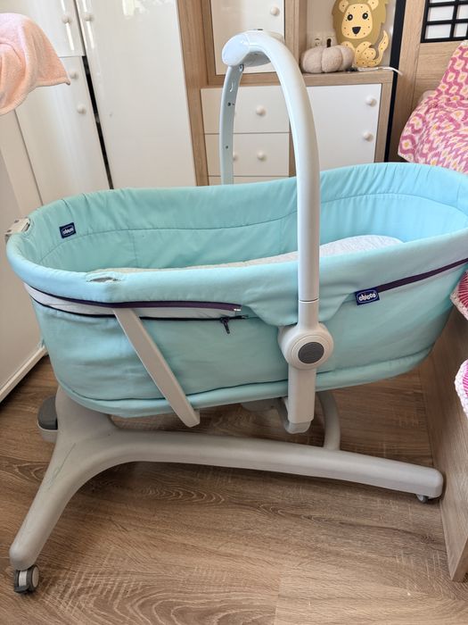 Продавам многофункционално кошче Chicco baby Hug 4 в 1