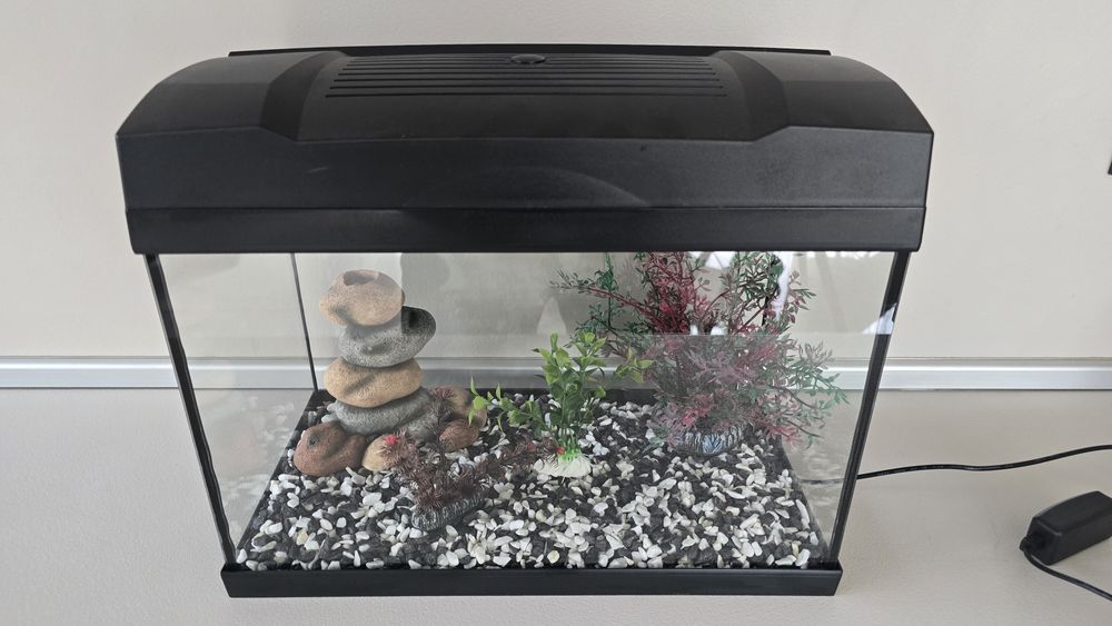 Декоративен аквариум 20 литра