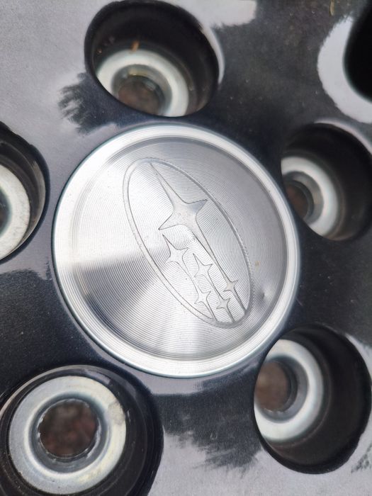 Диски R18 Subaru Original вместе с резиной