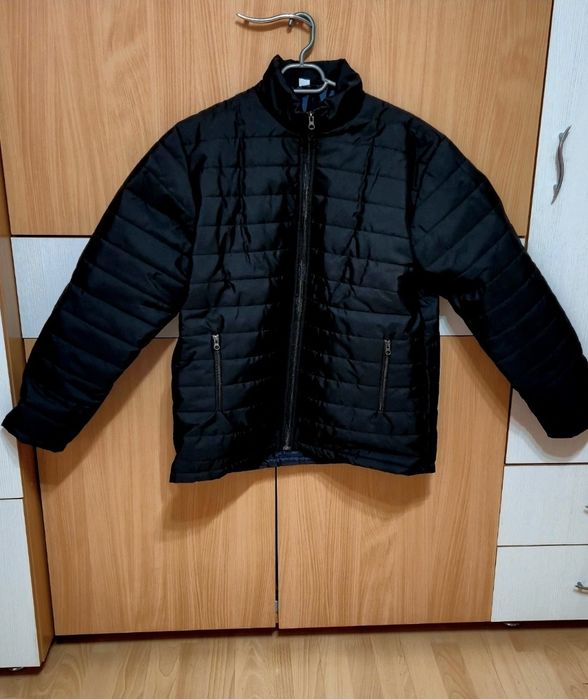 Geaca subțire sezonier negru pentru bărbați