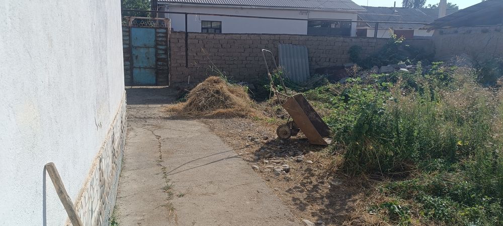 Продам участок 4 сотки.