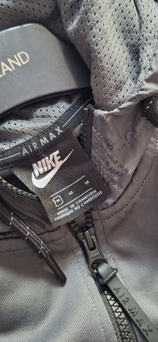 Nike air max  суичъри М/ Л размер/отлични