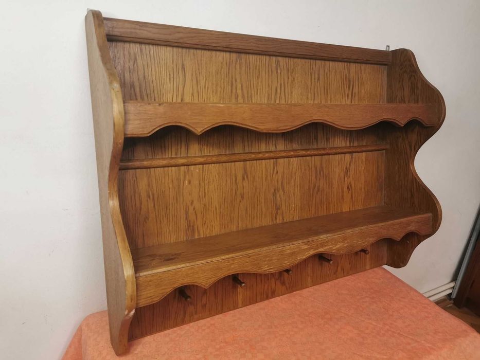 Polita de bucatarie din lemn