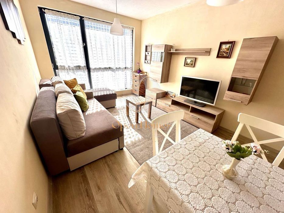 Продава се Двустаен апартамент в Пловдив, Младежки Хълм - 72 кв.м за 1275 €/кв.м - Снимка #4