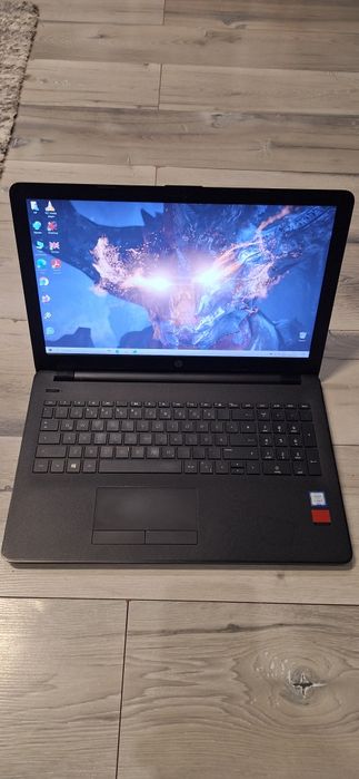 Hp 15bs-i3 6006u/8гб/256гб м.2/Radeon 520