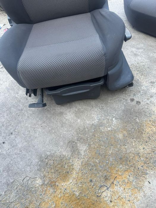 Седалки за vw Fox