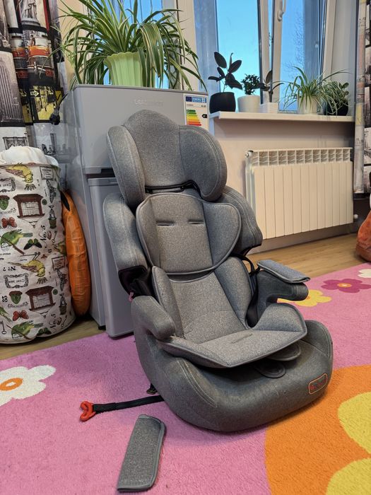 Автокресло в хорошем состоянии