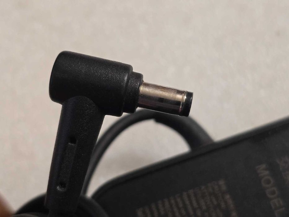 Incarcator laptop original Asus 19V 6.32A 120W mufa 5.5 mm x 2.5mm