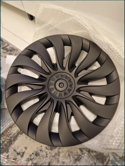 Capace Tesla Model 3 Higland noi