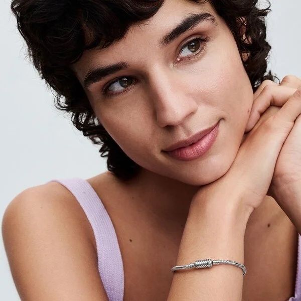 Гривна pandora магнетизъм