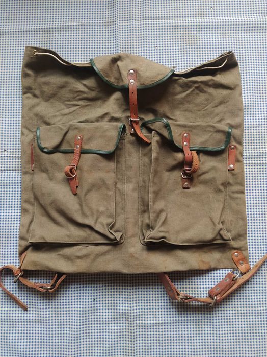 туристическа раница старо производство