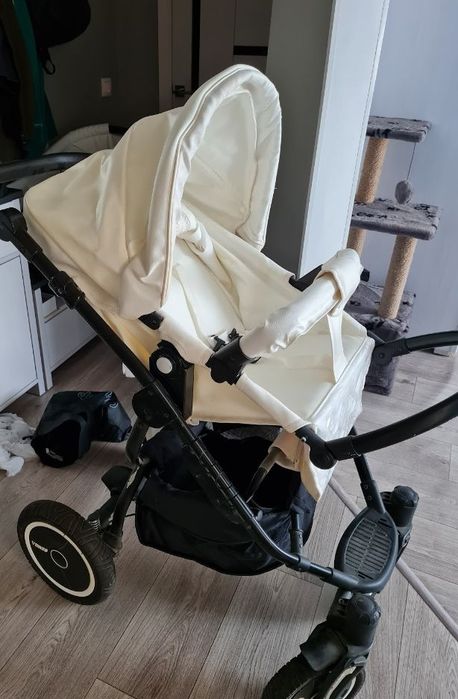 Продам коляску Lonex